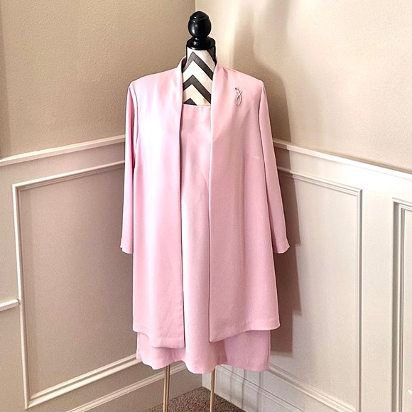 SL Fashions Dresses & Skirts - SL Fashions 2Pc Coat and Midi Dress Set in Blush Pink Color Size 20 Petite